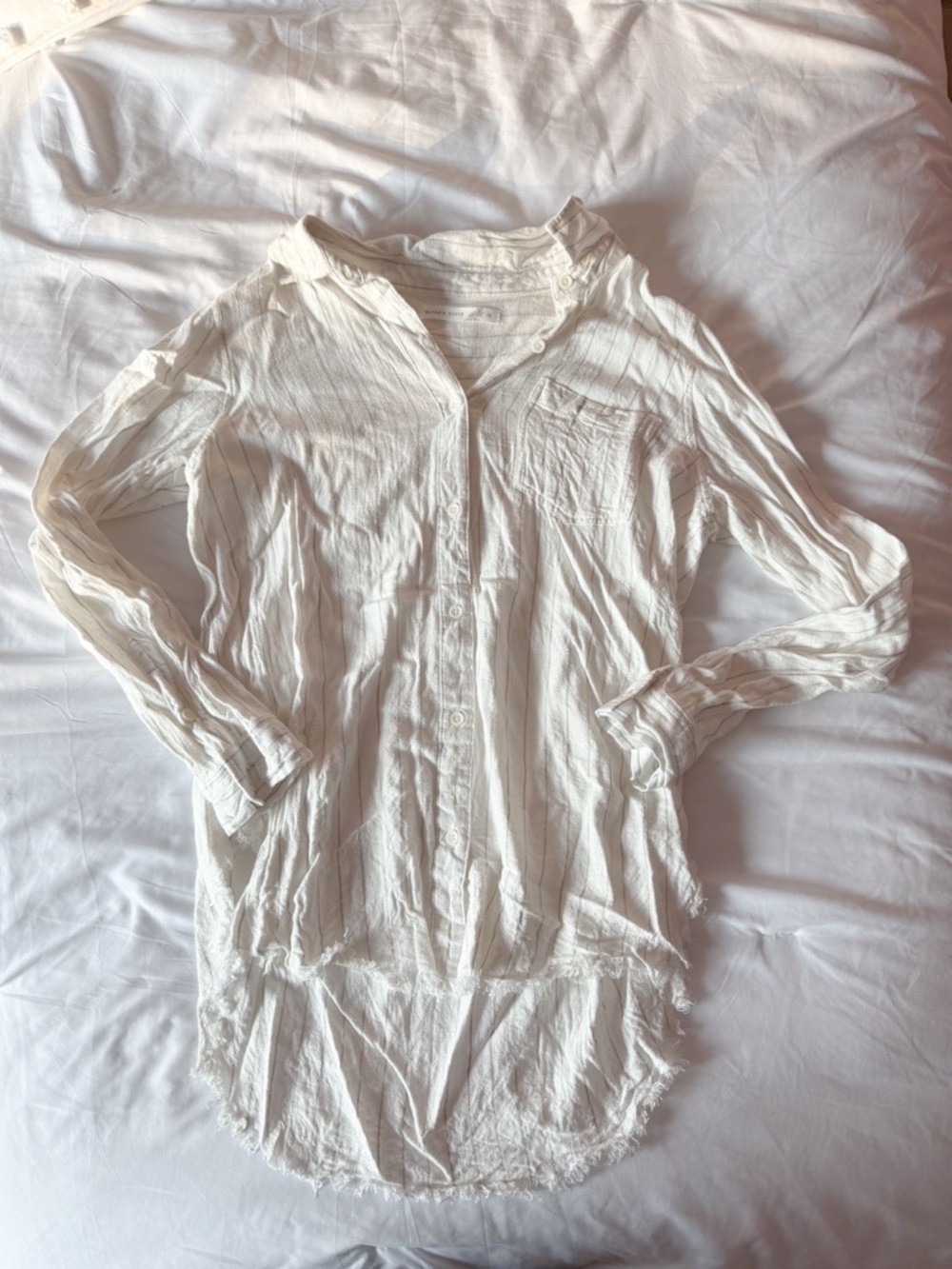 Altar’d State White Button Down Frayed Hem Blouse Size Small